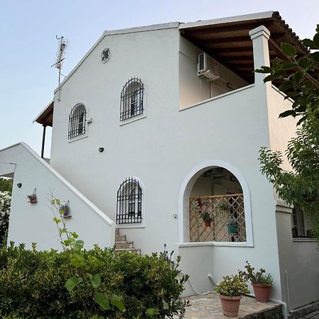 Kouros Apartments Litheres Buitenkant foto