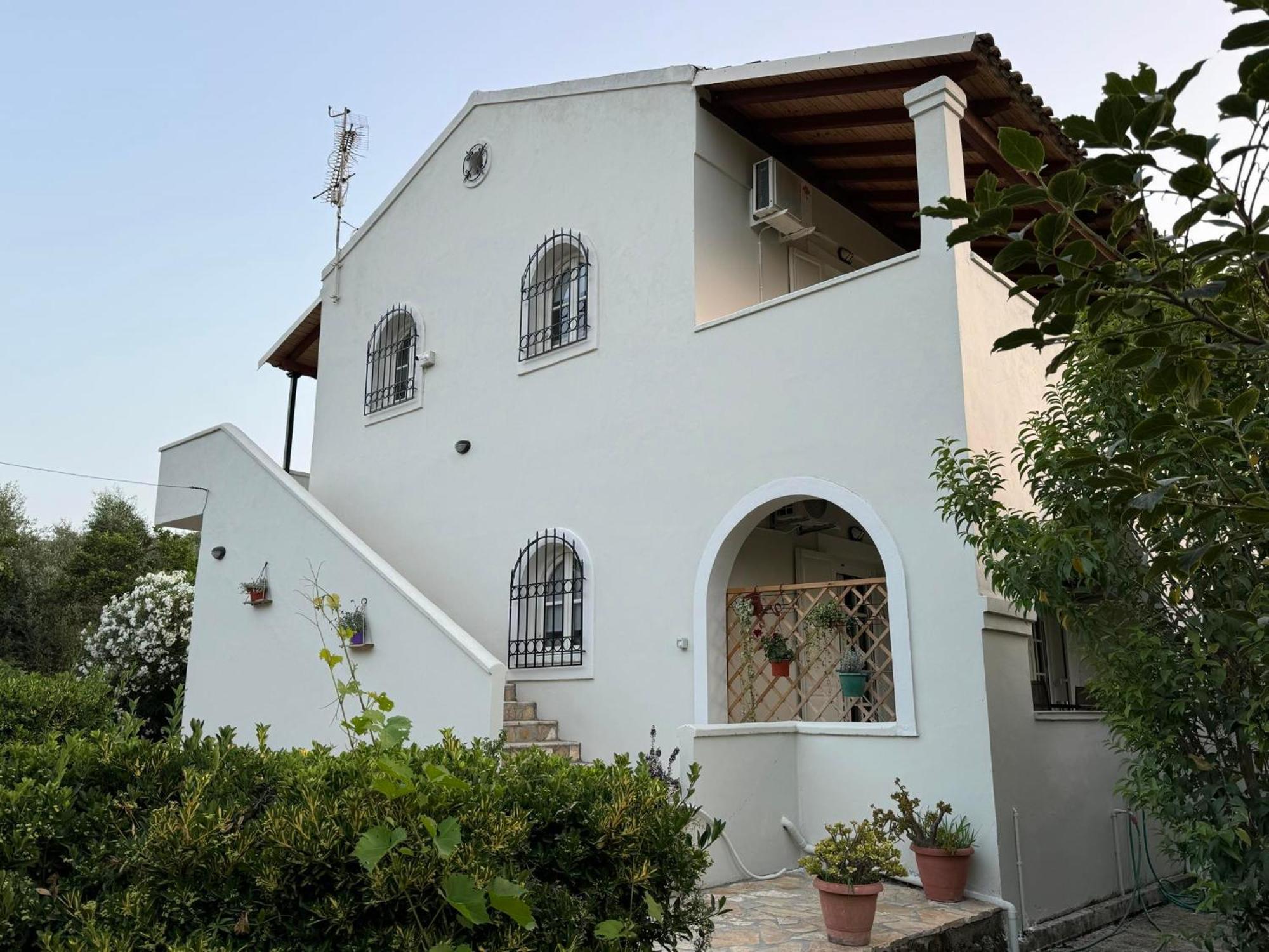 Kouros Apartments Litheres Buitenkant foto